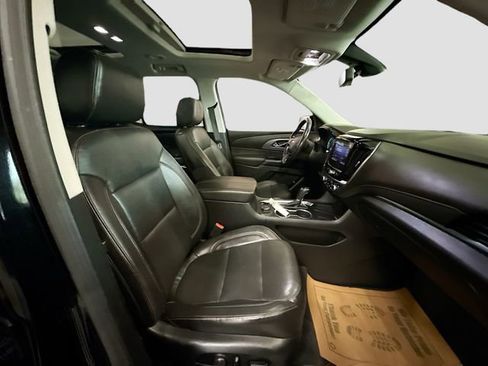 Used 2020 Chevrolet Traverse Premier AWD/4WD image 28