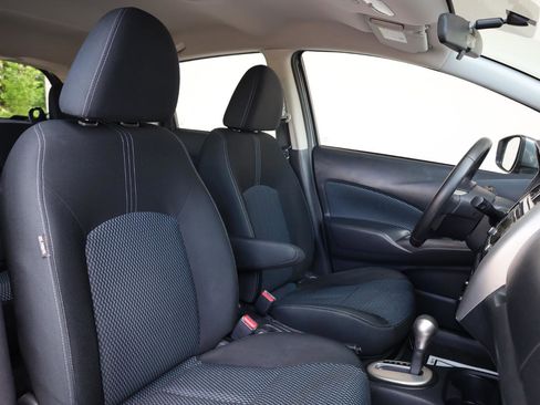 Used 2016 Nissan Versa Note SV FWD image 25