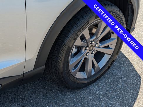 Certified 2022 Ford Explorer XLT w/ Equipment Group 202A AWD/4WD image 12
