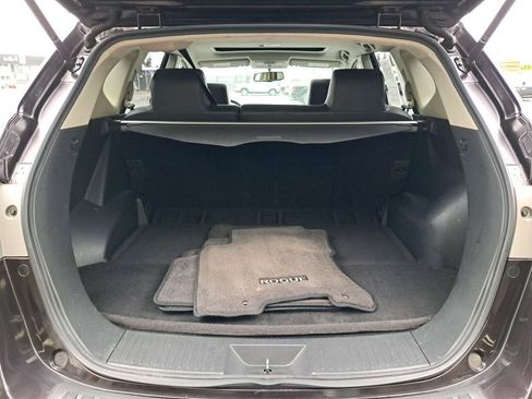 Used 2011 Nissan Rogue SV w/ SL Pkg image 28