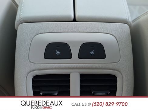 Used 2023 Buick Envision Avenir image 31