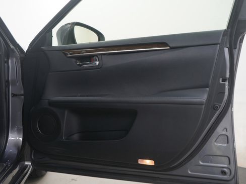 Used 2015 Lexus ES 350 4dr Sdn w/ Premium Package image 9