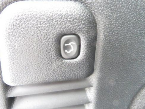 Used 2019 Jeep Grand Cherokee Limited AWD/4WD image 11