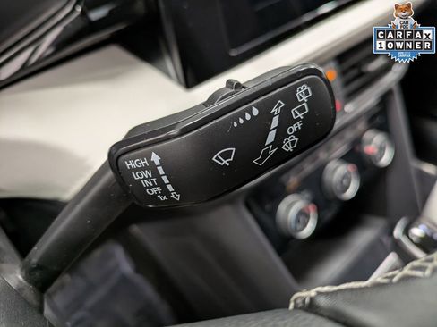 Used 2025 Volkswagen Taos S image 22