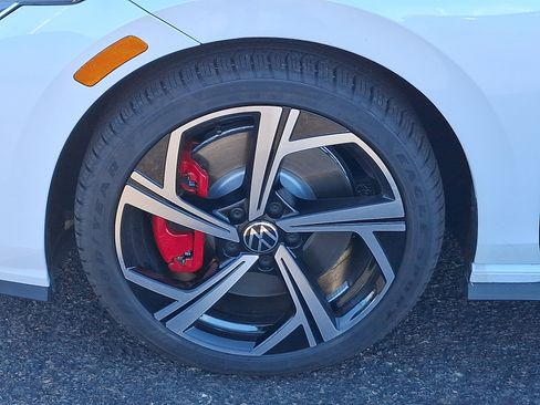 Used 2025 Volkswagen GTI SE image 27