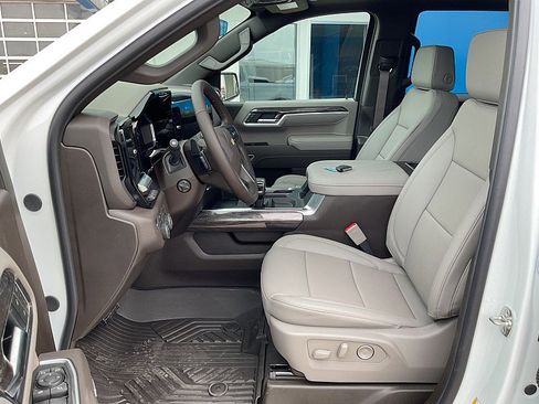 New 2026 Chevrolet Silverado 1500 LTZ w/ LTZ Premium Package image 14