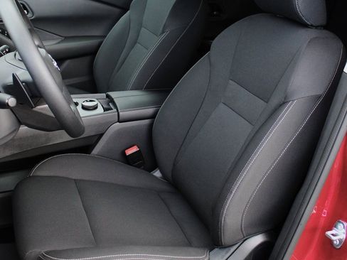 Certified 2025 Nissan Rogue S image 20