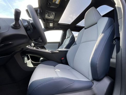 Used 2025 Subaru Solterra Touring image 12