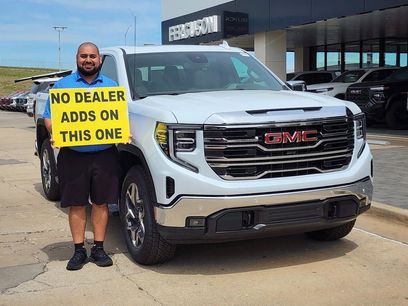 New 2026 GMC Sierra 1500 SLT w/ SLT Premium Plus Package