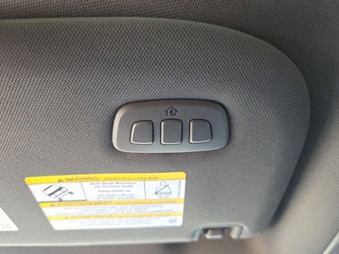 Used 2019 Ford F250 Lariat w/ Lariat Ultimate Package AWD/4WD image 82