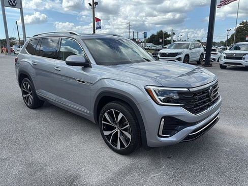 New 2026 Volkswagen Atlas SEL Premium R-Line image 8