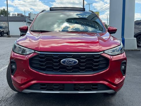 Used 2024 Ford Escape ST-Line Select w/ Tech Pack #2 AWD/4WD image 4