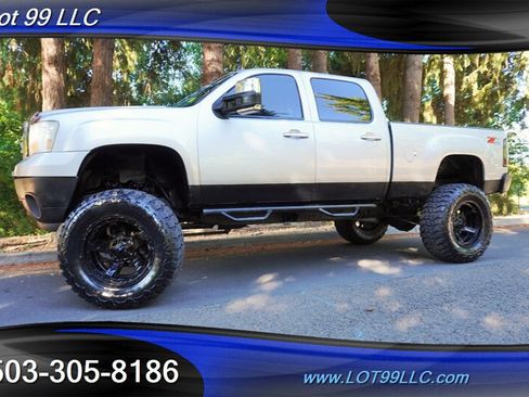 Used 2014 GMC Sierra 2500 SLT w/ SLT Convenience Package AWD/4WD image 5
