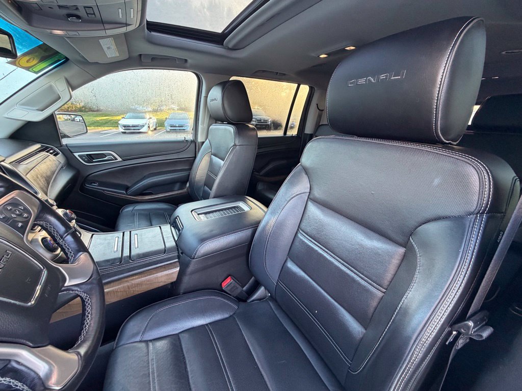 Used 2018 GMC Yukon XL Denali AWD/4WD image 7