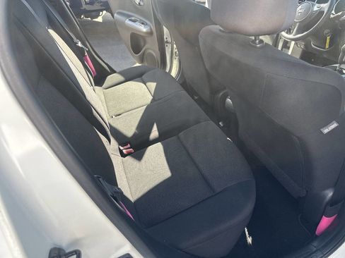 Used 2013 Nissan Juke S image 16
