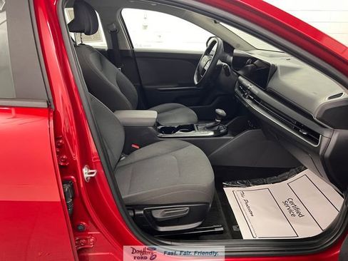 Used 2025 Kia K4 FWD image 36