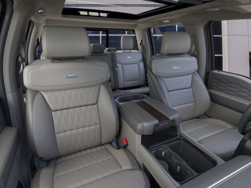 New 2026 Ford F250 Platinum w/ Platinum Plus Package AWD/4WD image 10