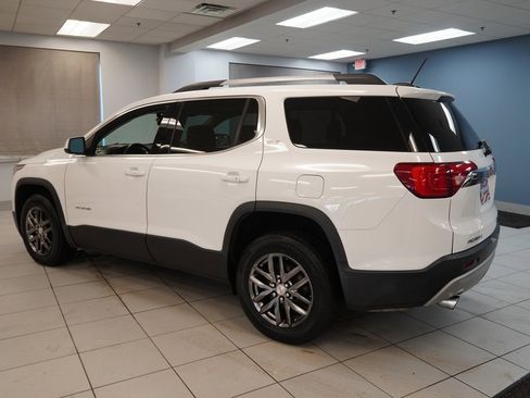 Used 2017 GMC Acadia SLT image 8