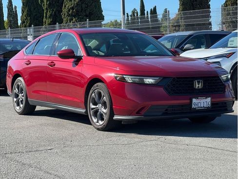 Used 2023 Honda Accord EX image 3