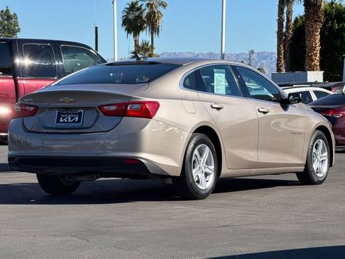 Used 2024 Chevrolet Malibu LS image 3