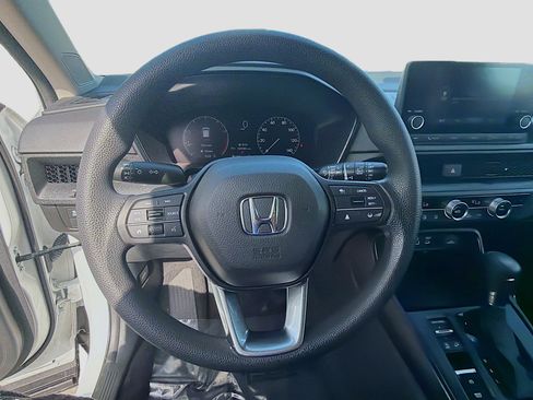 Certified 2023 Honda CR-V EX image 10