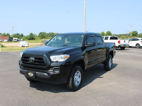 Used 2021 Toyota Tacoma SR w/ SR Convenience Package RWD image 4