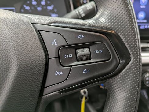Used 2024 Chevrolet Trax LS w/ LS Convenience Package image 17