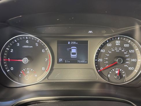 Used 2021 Kia Forte LXS image 29