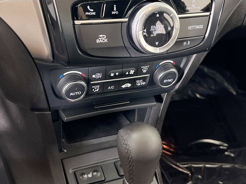 Used 2019 Acura ILX w/Technology Pkg image 15