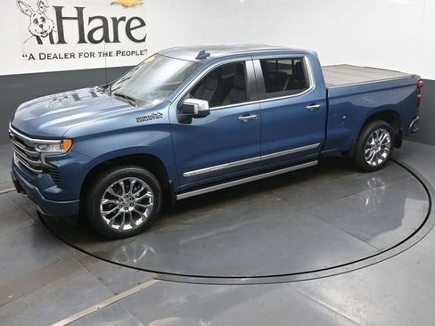 Used 2024 Chevrolet Silverado 1500 High Country w/ High Country Premium Package AWD/4WD image 57