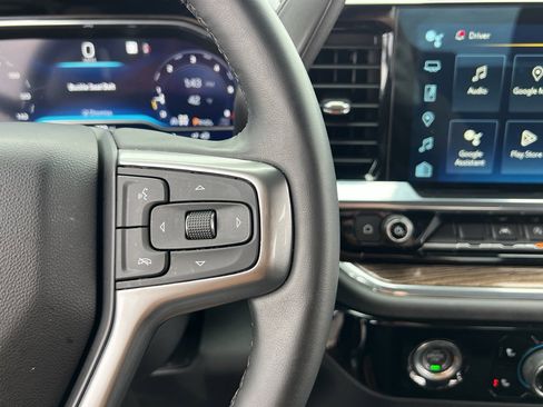 Used 2024 Chevrolet Silverado 1500 LT image 32