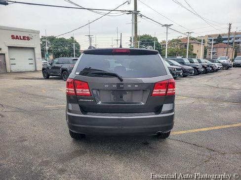 Used 2017 Dodge Journey SE w/ Flexible Seating Group FWD image 12
