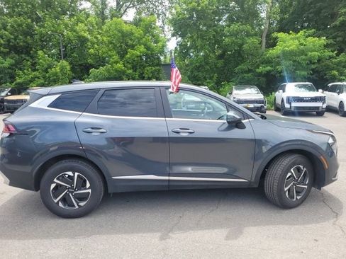 Certified 2023 Kia Sportage LX AWD/4WD image 6