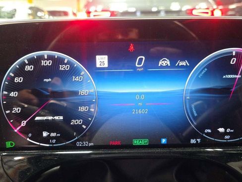 Used 2025 Mercedes-Benz E 53 AMG e 4MATIC Sedan image 23