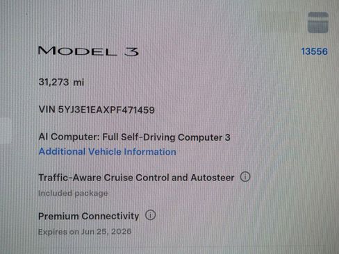 Used 2023 Tesla Model 3 RWD image 4