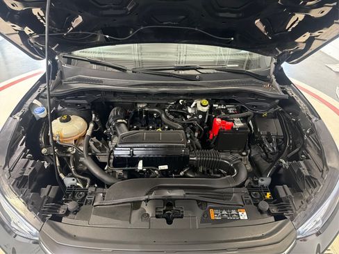 Used 2023 Ford Escape ST-Line FWD image 11