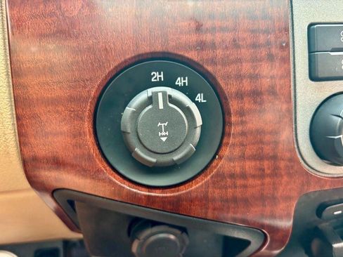 Used 2012 Ford F250 King Ranch w/ King Ranch w/Chrome Pkg AWD/4WD image 21