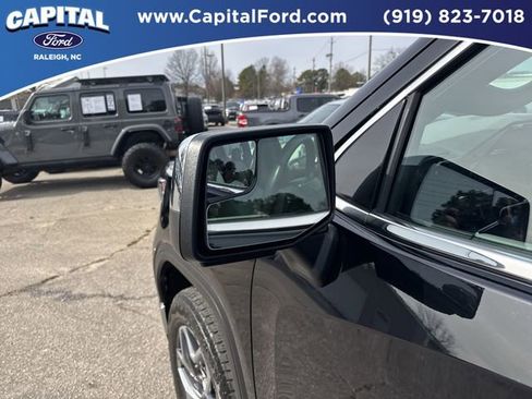 Used 2023 GMC Sierra 1500 SLT w/ SLT Premium Package image 12