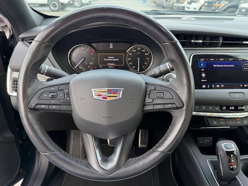 Used 2019 Cadillac XT4 Sport w/ Cold Weather Package FWD image 19