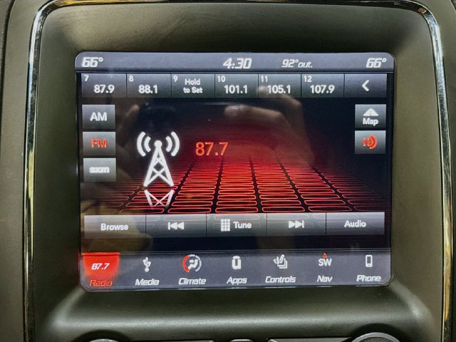 Used 2018 Dodge Durango SRT w/ Technology Group AWD/4WD image 13