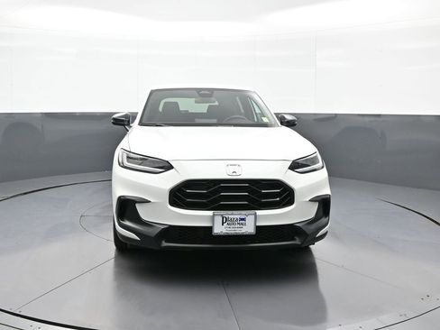 Used 2024 Honda HR-V Sport image 2