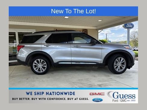 Used 2024 Ford Explorer XLT AWD/4WD image 1