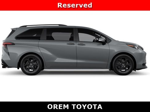 New 2026 Toyota Sienna XLE Woodland Edition AWD/4WD image 12