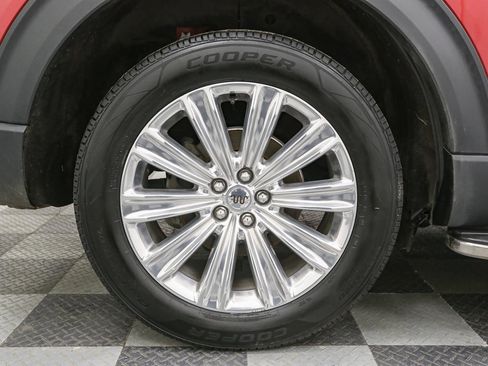 Used 2022 Ford Explorer King Ranch image 17