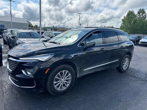 Used 2024 Buick Enclave Essence w/ LPO, Floor Liner Package FWD image 3