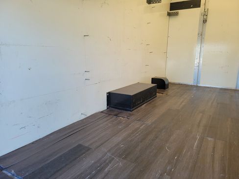 Used 2021 Chevrolet Express 3500 w/ Power Convenience Package image 8