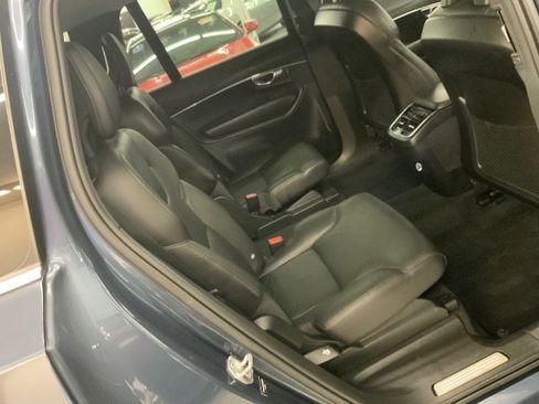 Used 2020 Volvo XC90 T6 Momentum image 15