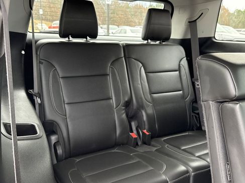 Used 2023 GMC Acadia SLT image 14