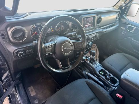 Used 2021 Jeep Gladiator Sport AWD/4WD image 10