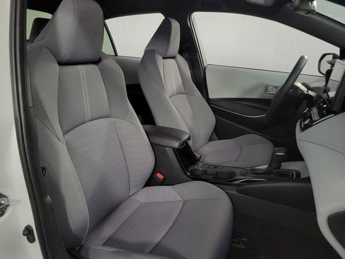 Used 2024 Toyota Corolla SE image 15